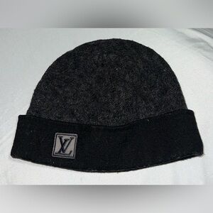 Louis Vuitton Gray Knit Beanie